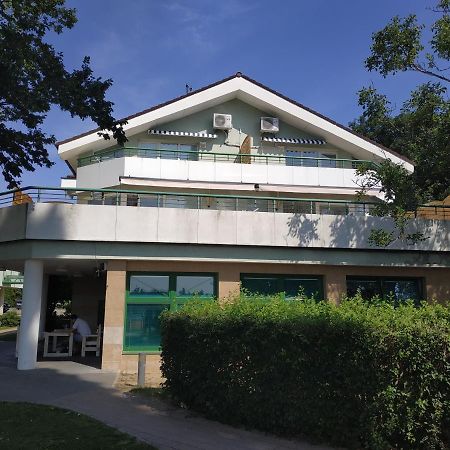 سينيتش Apartmany Puerto المظهر الخارجي الصورة
